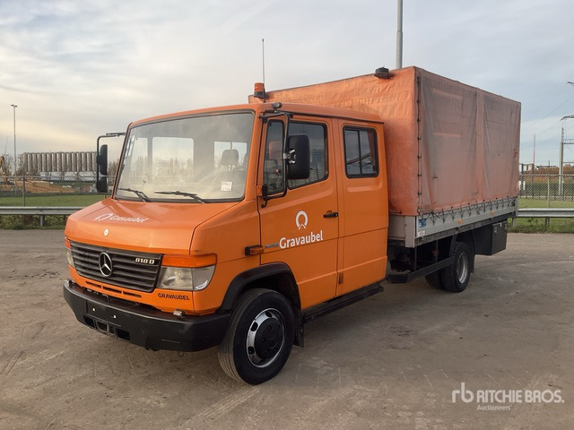 2010 Mercedes-Benz 818DE 4x2 Crew Cab Service Truck - Furgons ar tentu, Kravas-pasažieru furgons: foto 1 2010 Mercedes-Benz 818DE 4x2 Crew Cab Service Truck - Furgons ar tentu, Kravas-pasažieru furgons: foto 1