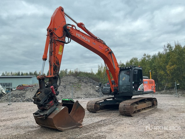 2015 Hitachi ZX250LC-5B Rupsgraafmachine - Kāpurķēžu ekskavators: foto 1 2015 Hitachi ZX250LC-5B Rupsgraafmachine - Kāpurķēžu ekskavators: foto 1