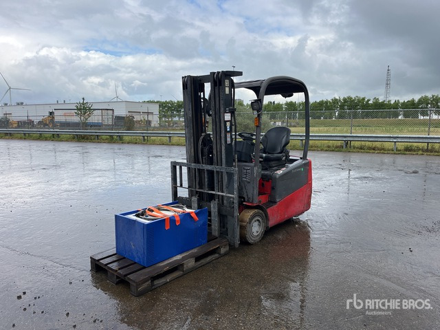 2015 Manitou ME318-48V Electric Forklift - Elektroiekrāvējs: foto 2 2015 Manitou ME318-48V Electric Forklift - Elektroiekrāvējs: foto 2