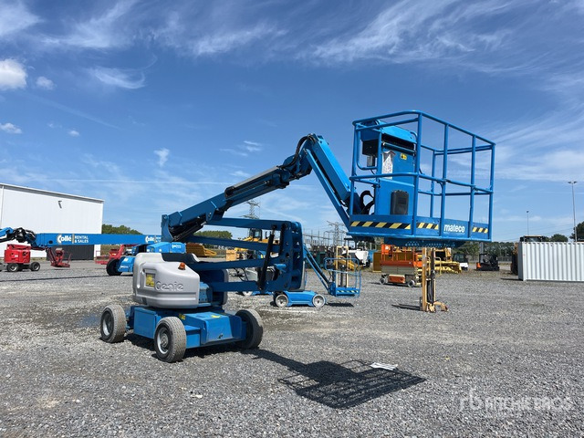 2016 Genie Z-45/25J 2WD Electric Articulating Boom Lift - Izlices pacēlājs: foto 3 2016 Genie Z-45/25J 2WD Electric Articulating Boom Lift - Izlices pacēlājs: foto 3