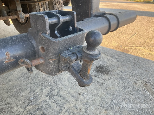 2016 Iveco Eurocargo 75E16S 4x2 S/A Dump Truck - Kravas automašīna pašizgāzējs: foto 5 2016 Iveco Eurocargo 75E16S 4x2 S/A Dump Truck - Kravas automašīna pašizgāzējs: foto 5