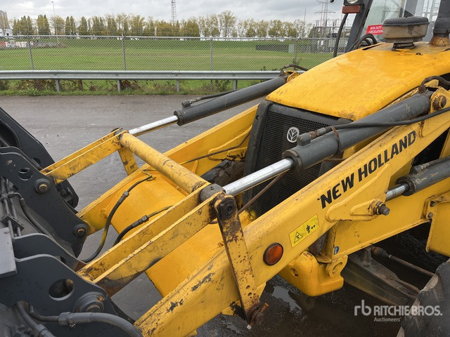 2017 New Holland B80B-SS 4x4 Backhoe Loader - Ekskavators-iekrāvējs: foto 5 2017 New Holland B80B-SS 4x4 Backhoe Loader - Ekskavators-iekrāvējs: foto 5