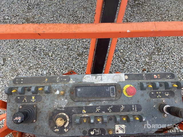 JLG M450AJ Knikarmhoogwerker - Izlices pacēlājs: foto 5 JLG M450AJ Knikarmhoogwerker - Izlices pacēlājs: foto 5