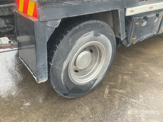 Scania P230 Container Truck - Pacēlājs ar āķi: foto 5 Scania P230 Container Truck - Pacēlājs ar āķi: foto 5