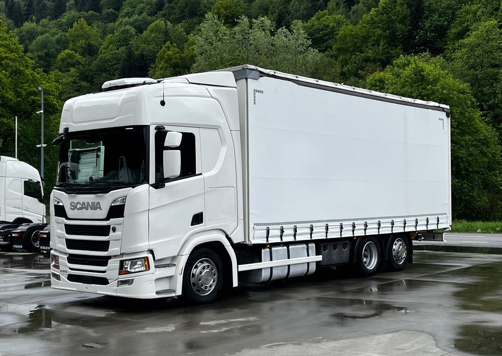 Scania R410 // 2018 Rok 6x2 // Retarder // Automat // Led // Navi // 77 // - Kravas automašīna ar tentu: foto 1 Scania R410 // 2018 Rok 6x2 // Retarder // Automat // Led // Navi // 77 // - Kravas automašīna ar tentu: foto 1