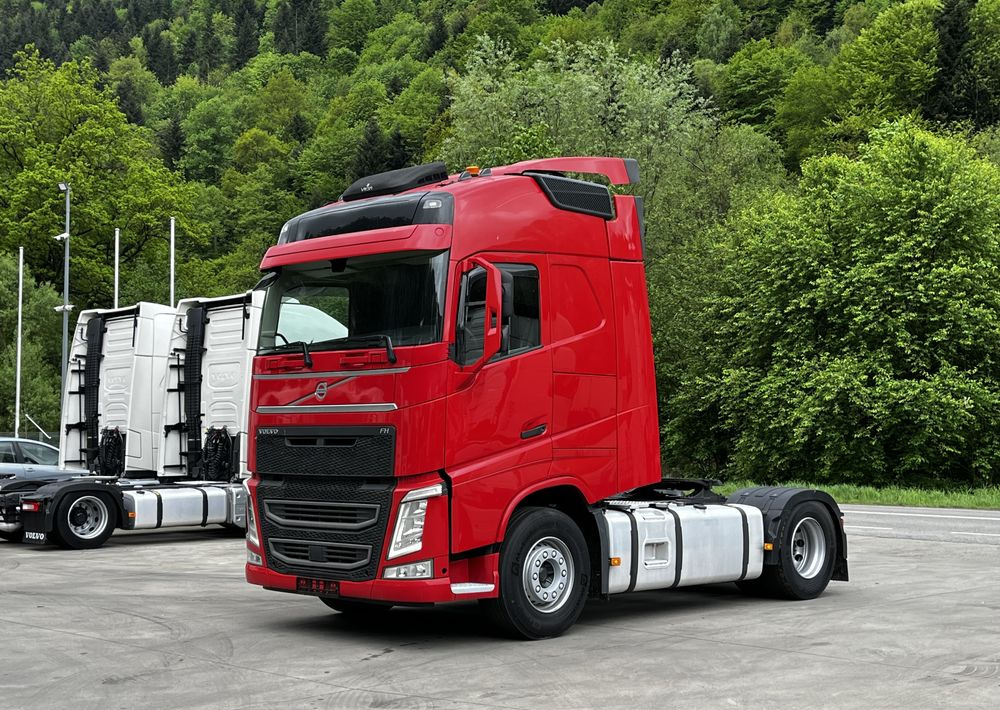 Volvo FH // Standard // 2018 // Duże zbiorniki // Klima postojowa // Radary // Idealny ! - Vilcējs: foto 1 Volvo FH // Standard // 2018 // Duże zbiorniki // Klima postojowa // Radary // Idealny ! - Vilcējs: foto 1