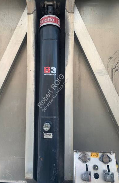 Benalu AgriLiner - Puspiekabe pašizgāzējs: foto 4 Benalu AgriLiner - Puspiekabe pašizgāzējs: foto 4