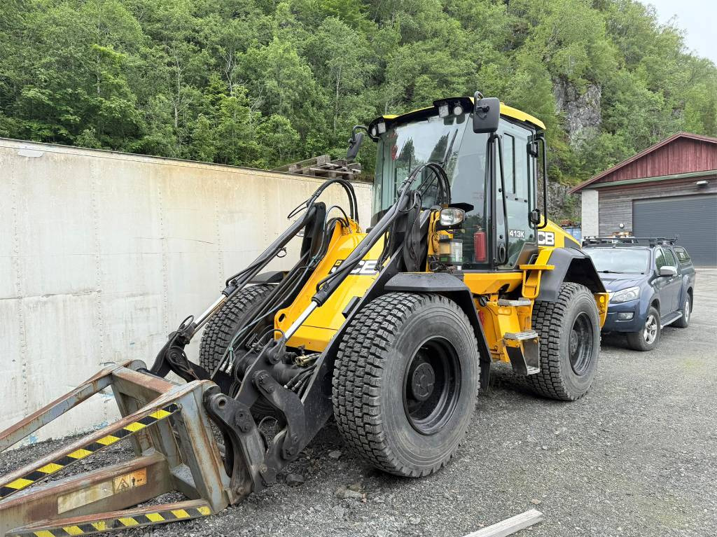 JCB 413K - Riteņu iekrāvējs: foto 1 JCB 413K - Riteņu iekrāvējs: foto 1