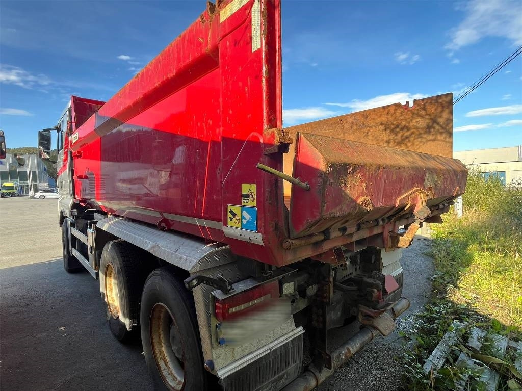 MAN TGX 26.580 6x4 - Kravas automašīna pašizgāzējs: foto 3 MAN TGX 26.580 6x4 - Kravas automašīna pašizgāzējs: foto 3