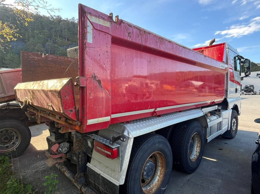 MAN TGX 26.580 6x4 - Kravas automašīna pašizgāzējs: foto 2 MAN TGX 26.580 6x4 - Kravas automašīna pašizgāzējs: foto 2