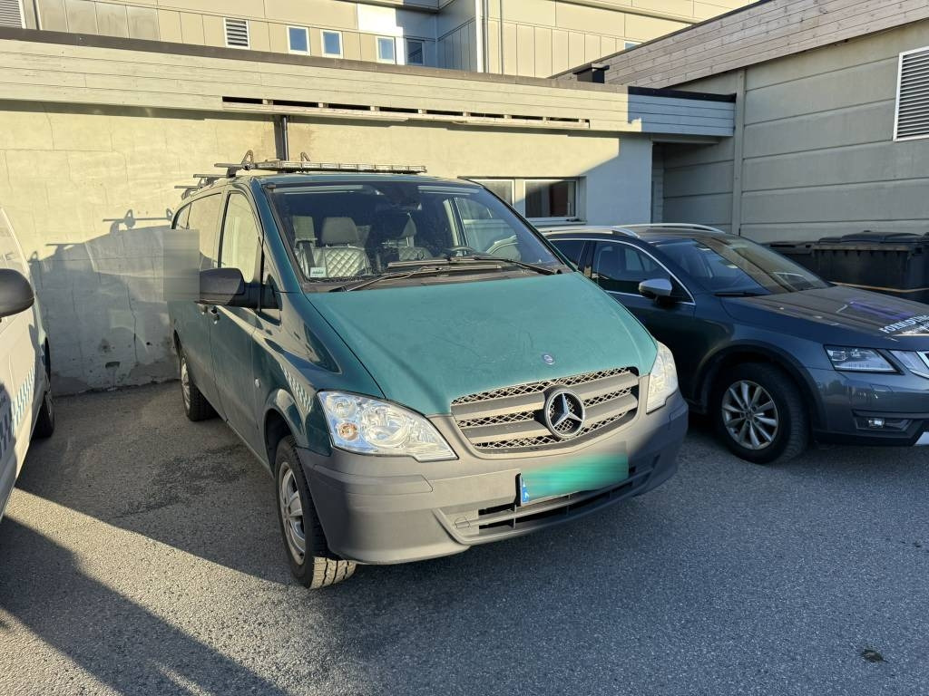 Mercedes-Benz Vito 116 CDI 4x4 - Mazs furgons: foto 1 Mercedes-Benz Vito 116 CDI 4x4 - Mazs furgons: foto 1