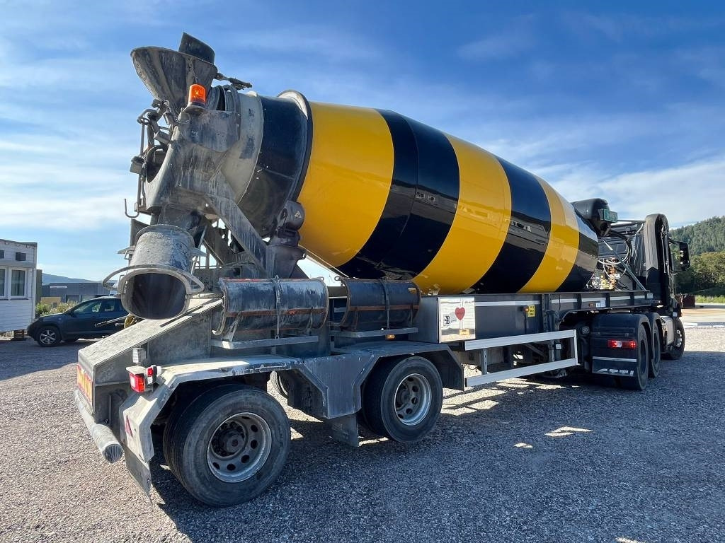 Mercedes-Benz Arocs 6X4 AMT BT 220 semi-trailer concrete mixer - Vilcējs, Betona maisītājs puspiekabe: foto 2 Mercedes-Benz Arocs 6X4 AMT BT 220 semi-trailer concrete mixer - Vilcējs, Betona maisītājs puspiekabe: foto 2