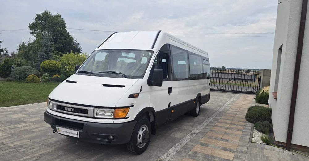 Iveco 50c15 - Mikroautobuss, Pasažieru furgons: foto 2 Iveco 50c15 - Mikroautobuss, Pasažieru furgons: foto 2