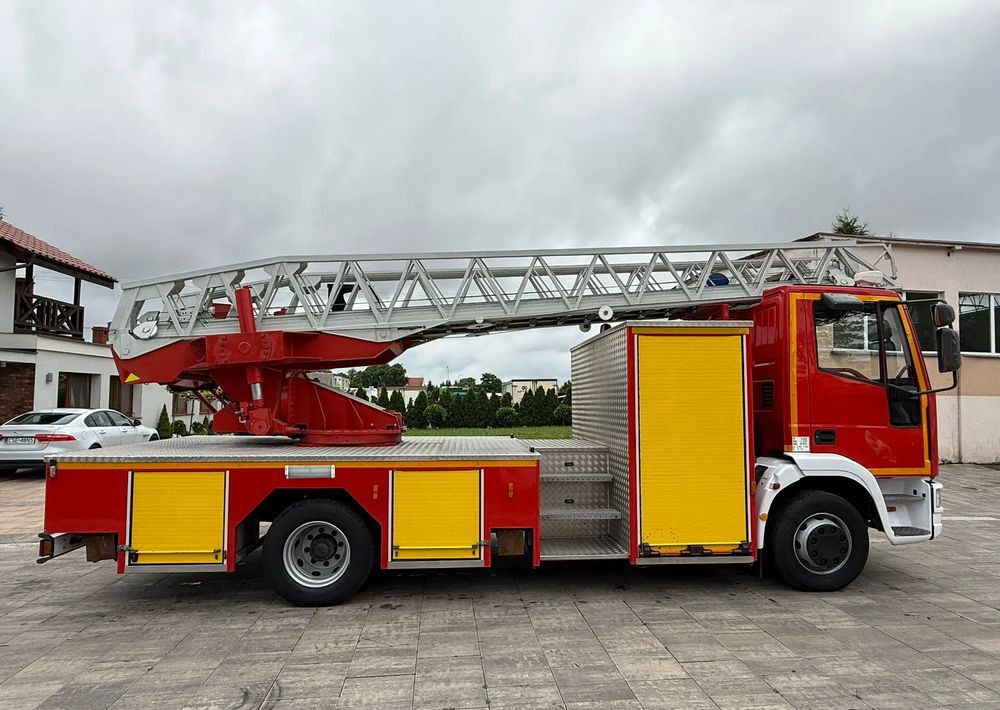 Iveco Eurocargo 130E24 - Ugunsdzēsēju mašīna: foto 4 Iveco Eurocargo 130E24 - Ugunsdzēsēju mašīna: foto 4