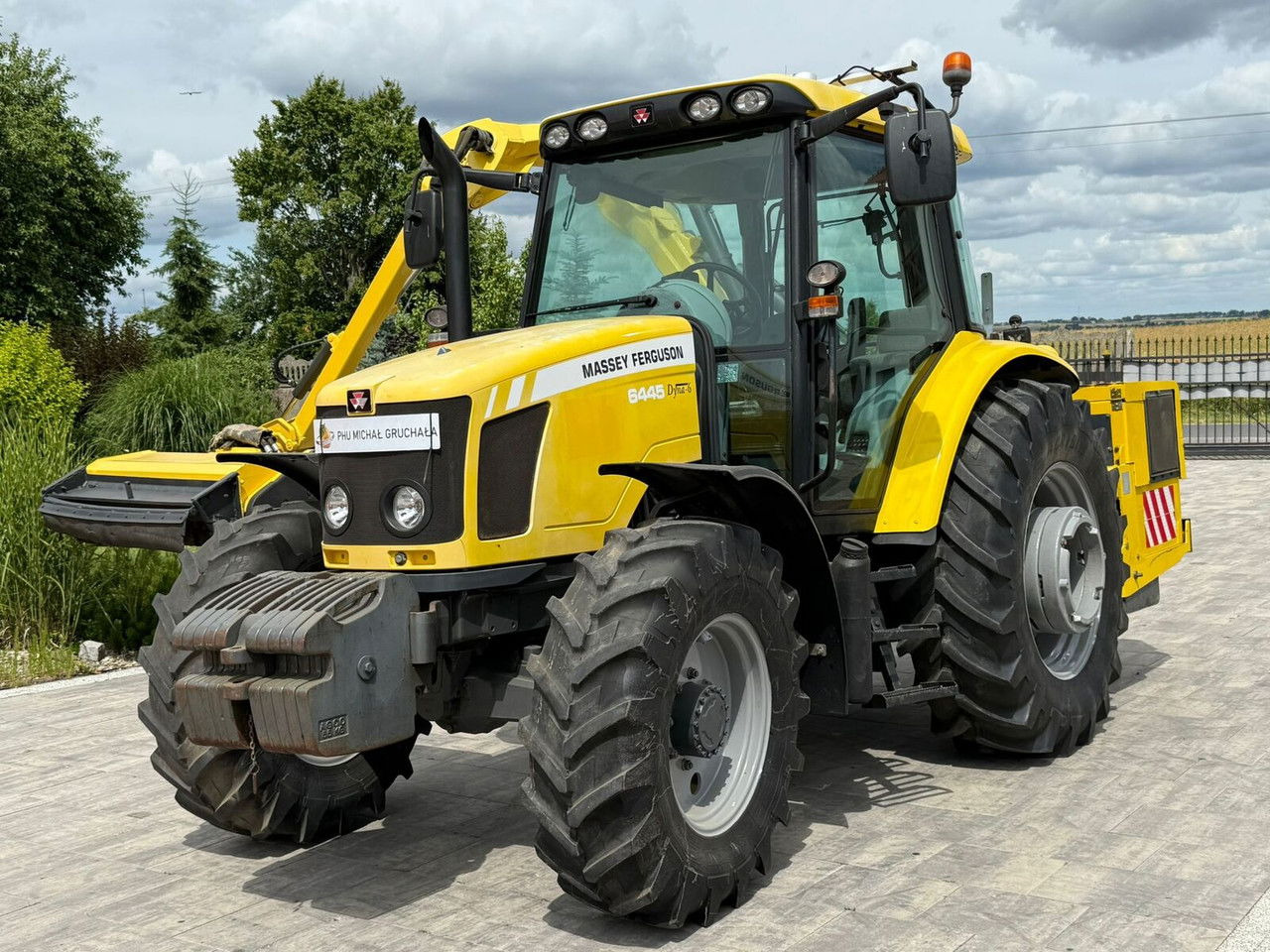 Massey Ferguson 6445 z kosiarką wysięgnikową do poboczy Rousseau T hénor 510 L FI - Traktors: foto 3 Massey Ferguson 6445 z kosiarką wysięgnikową do poboczy Rousseau T hénor 510 L FI - Traktors: foto 3