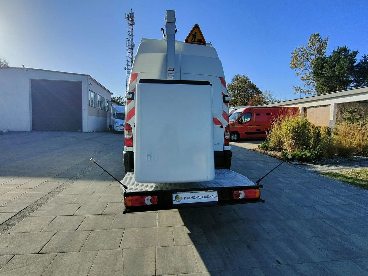 Autopacēlājs Renault Mascott 3.0: foto 7