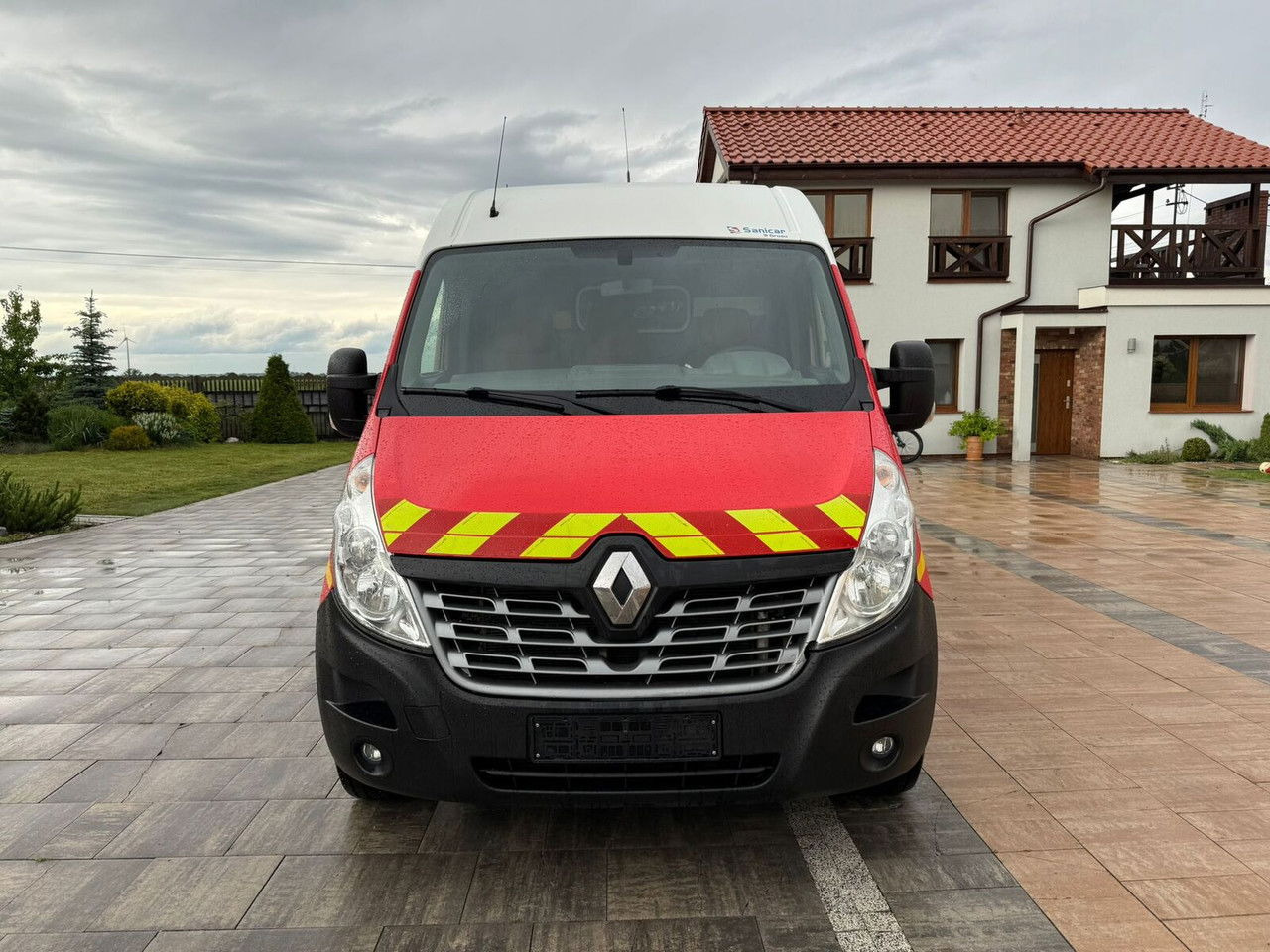 Renault Master 2016 Rok Ambulans Karetka Pogotowie - Ātrās palīdzības mašīna: foto 2 Renault Master 2016 Rok Ambulans Karetka Pogotowie - Ātrās palīdzības mašīna: foto 2