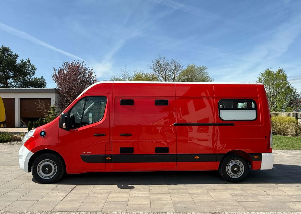 Renault Master - Ātrās palīdzības mašīna: foto 5 Renault Master - Ātrās palīdzības mašīna: foto 5
