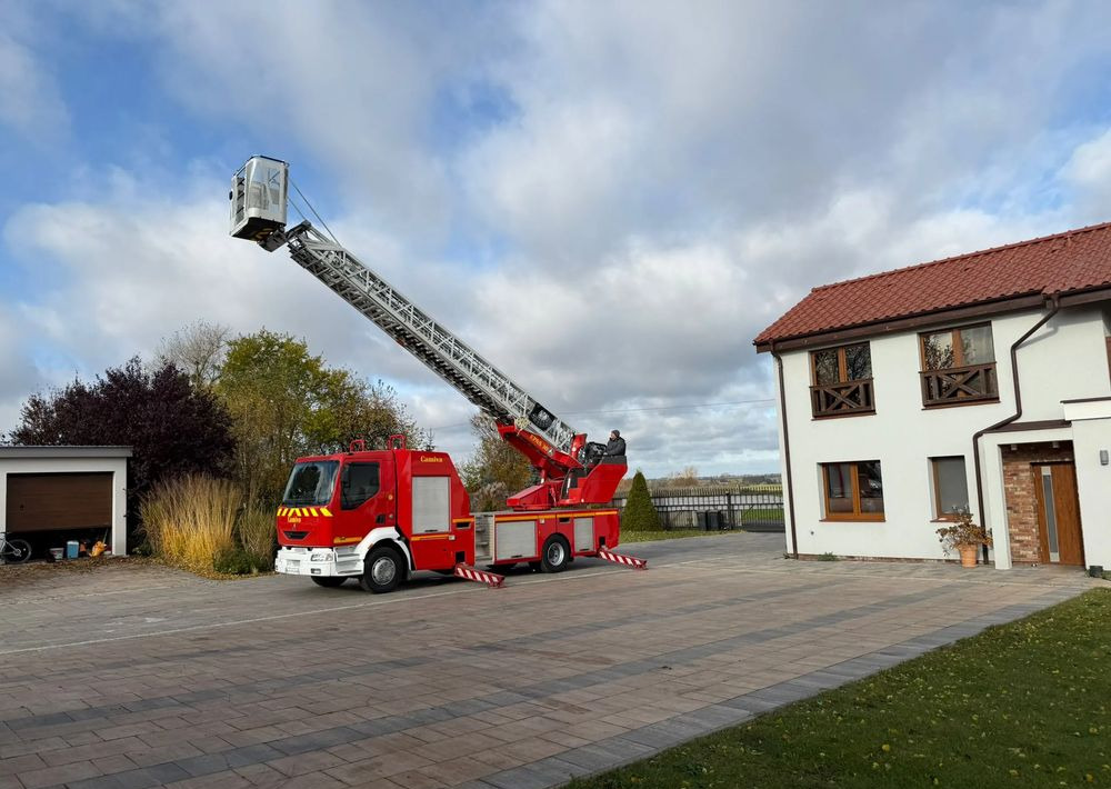 Renault Midlum 210 - Ugunsdzēsēju mašīna: foto 2 Renault Midlum 210 - Ugunsdzēsēju mašīna: foto 2