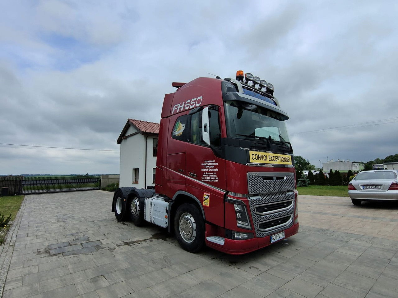Volvo FH 16.650 odstępstwa 60 Ton - Vilcējs: foto 1 Volvo FH 16.650 odstępstwa 60 Ton - Vilcējs: foto 1