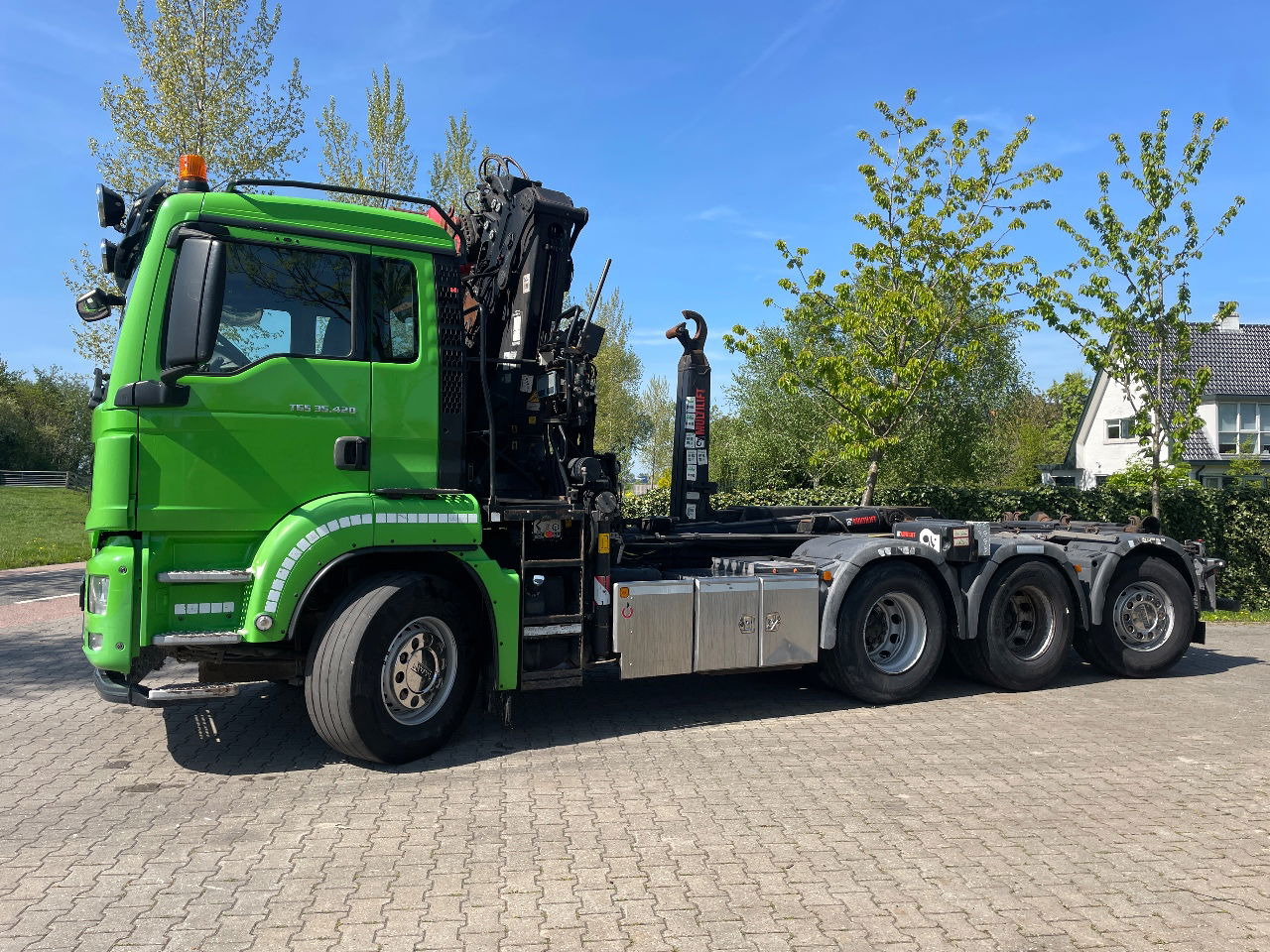 MAN TGS 35.420 met hiab 19tm Z kraan en 26t haakarm, bouwjaar 2018 - Konteineru vedējs/ Kravas automašīna ar noņemamā virsbūve, Kravas auto ar manipulatoru: foto 1 MAN TGS 35.420 met hiab 19tm Z kraan en 26t haakarm, bouwjaar 2018 - Konteineru vedējs/ Kravas automašīna ar noņemamā virsbūve, Kravas auto ar manipulatoru: foto 1