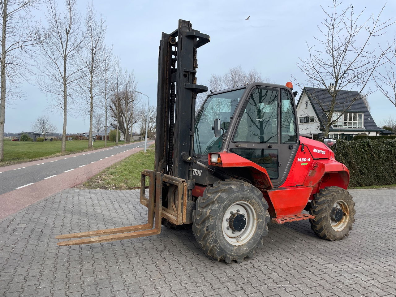 Manitou M30-4 4x4 4wd 3 ton triplo 5.50m heftruck - Bezceļu autokrāvējs: foto 1 Manitou M30-4 4x4 4wd 3 ton triplo 5.50m heftruck - Bezceļu autokrāvējs: foto 1