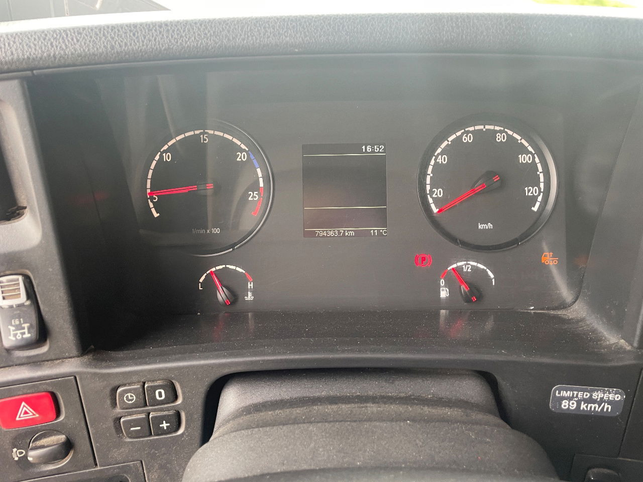 Bortu kravas automašīna/ Platforma Scania R480 with Palfinger PK 19.001 SLD crane: foto 14