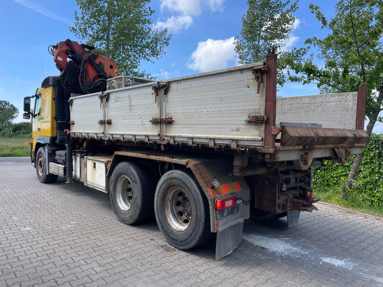 Volvo FM 12.380 .380 with Palfinger PK27000 with jib and tipper box - Kravas automašīna pašizgāzējs, Kravas auto ar manipulatoru: foto 3 Volvo FM 12.380 .380 with Palfinger PK27000 with jib and tipper box - Kravas automašīna pašizgāzējs, Kravas auto ar manipulatoru: foto 3