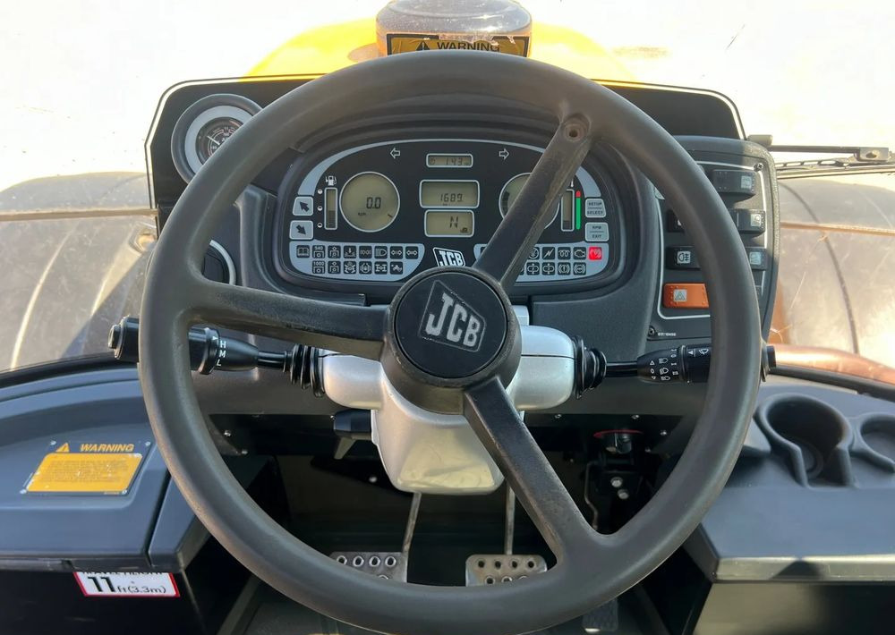 Traktors JCB Fastrac  3190: foto 20