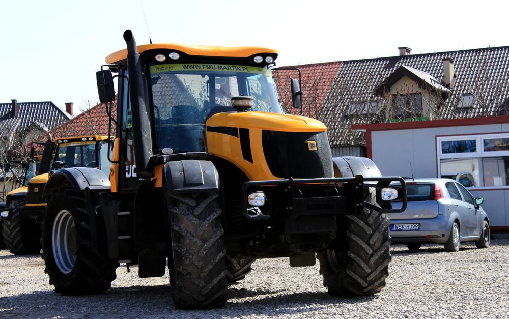 JCB Fastrac 3200 - Traktors: foto 3 JCB Fastrac 3200 - Traktors: foto 3