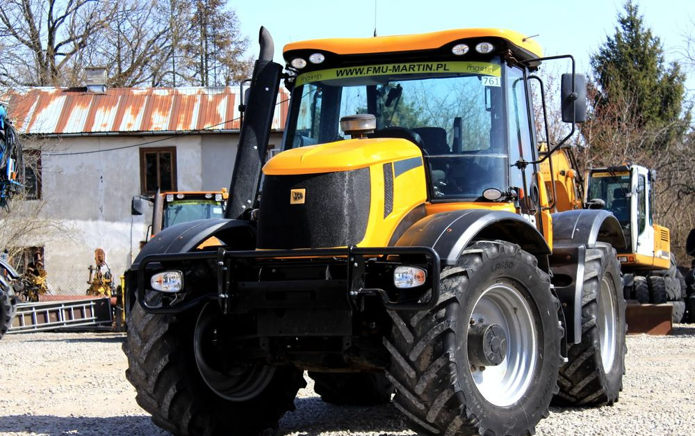 JCB Fastrac 3200 - Traktors: foto 2 JCB Fastrac 3200 - Traktors: foto 2