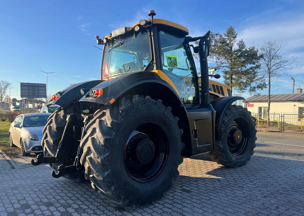 JCB Fastrac 8310 - Traktors: foto 5 JCB Fastrac 8310 - Traktors: foto 5