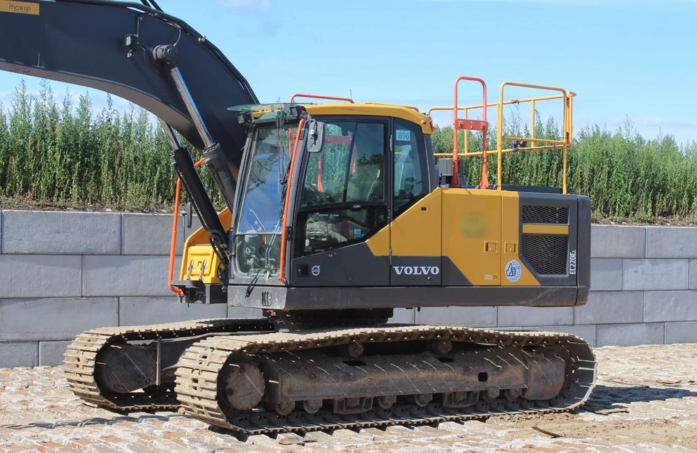 Kāpurķēžu ekskavators Volvo EC220EL: foto 6