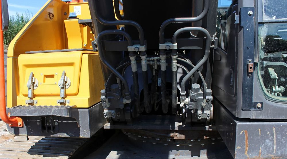 Kāpurķēžu ekskavators Volvo EC220EL: foto 10