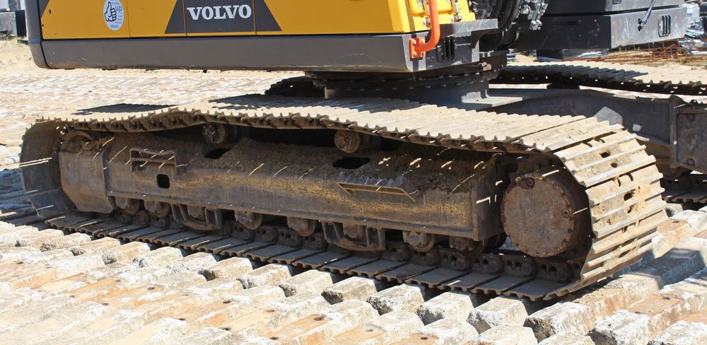 Kāpurķēžu ekskavators Volvo EC220EL: foto 18