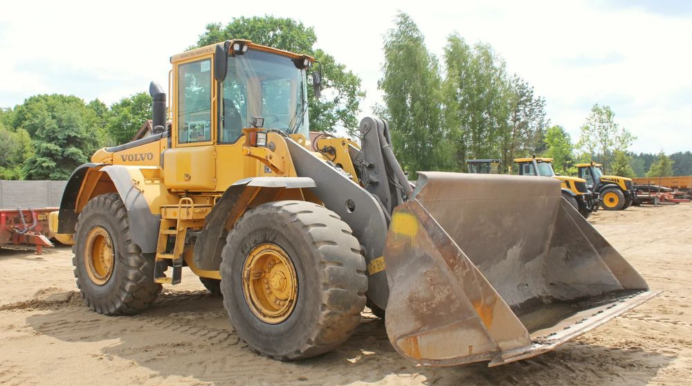 Volvo L110E - Riteņu iekrāvējs: foto 2 Volvo L110E - Riteņu iekrāvējs: foto 2
