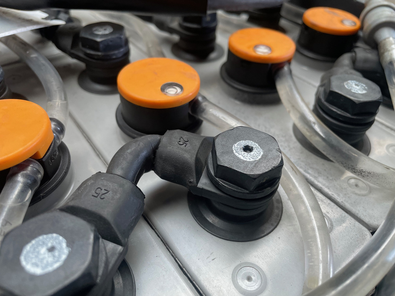 24 Volt I 3 PZS 375 - Akumulators - Iekraušanas tehnika: foto 3 24 Volt I 3 PZS 375 - Akumulators - Iekraušanas tehnika: foto 3