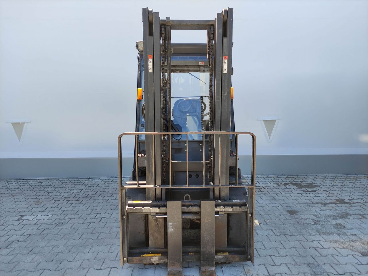 Doosan D30 GP - Dīzeļiekrāvējs: foto 3 Doosan D30 GP - Dīzeļiekrāvējs: foto 3