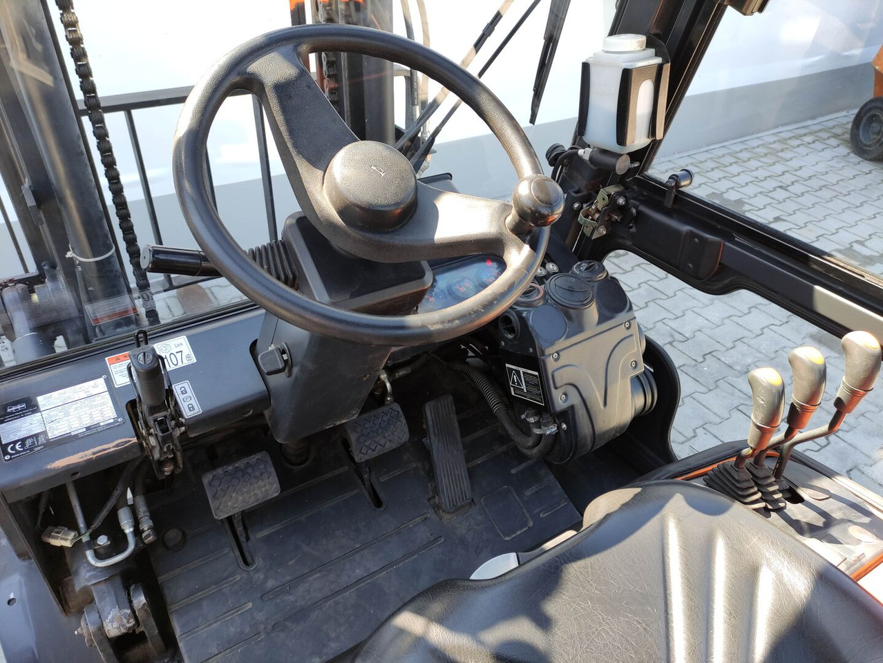 Doosan D30 GP - Dīzeļiekrāvējs: foto 5 Doosan D30 GP - Dīzeļiekrāvējs: foto 5