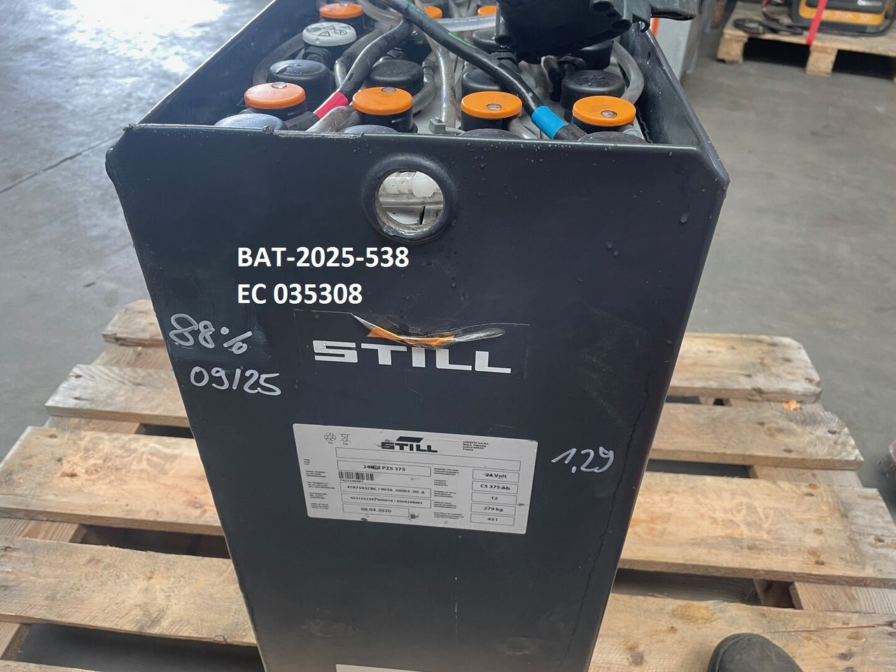 Hawker 24 Volt I 3 PZS 375 - Akumulators - Iekraušanas tehnika: foto 5 Hawker 24 Volt I 3 PZS 375 - Akumulators - Iekraušanas tehnika: foto 5