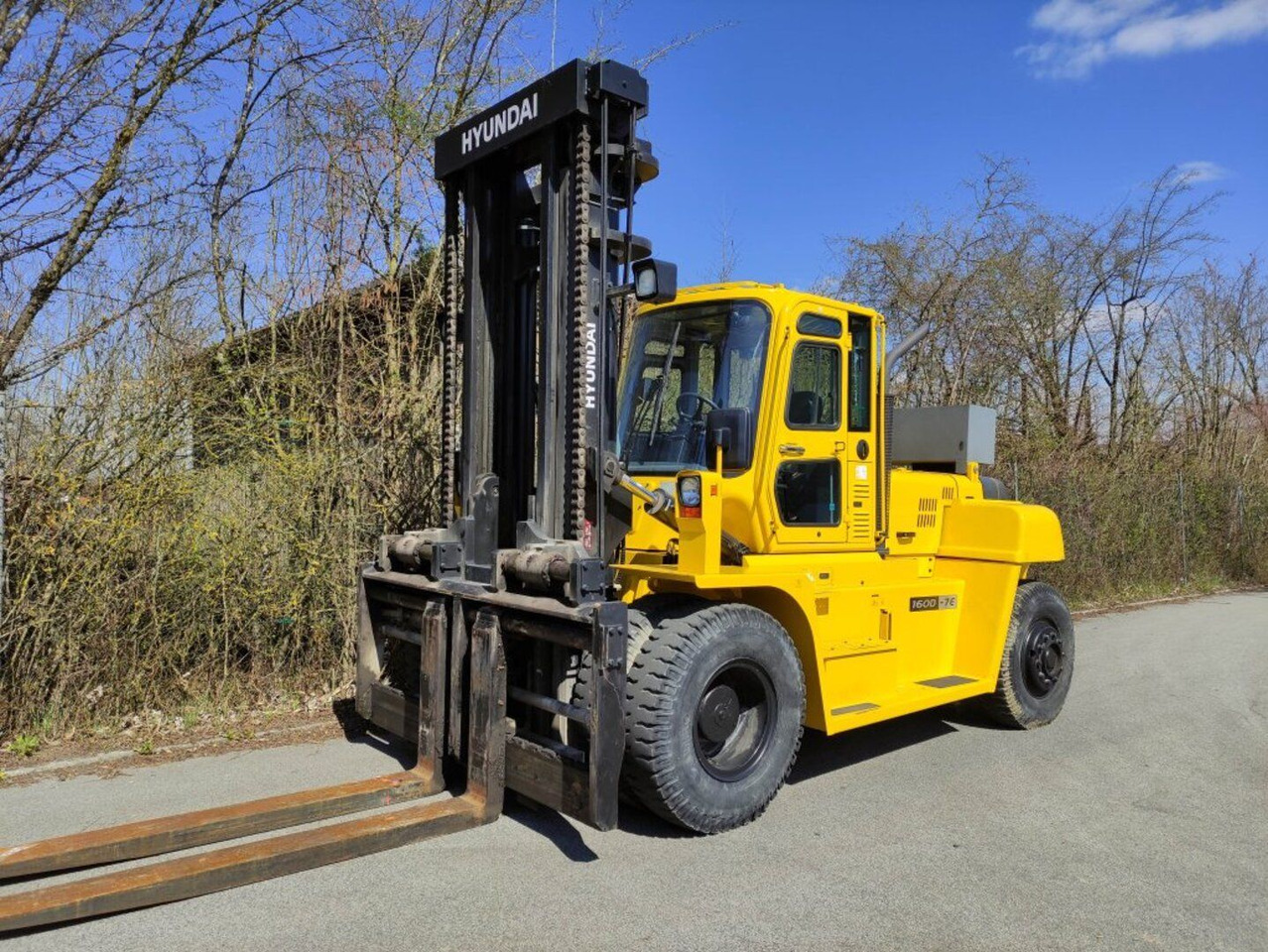 Hyundai 160D-7E - Konteineru iekrāvējs: foto 5 Hyundai 160D-7E - Konteineru iekrāvējs: foto 5