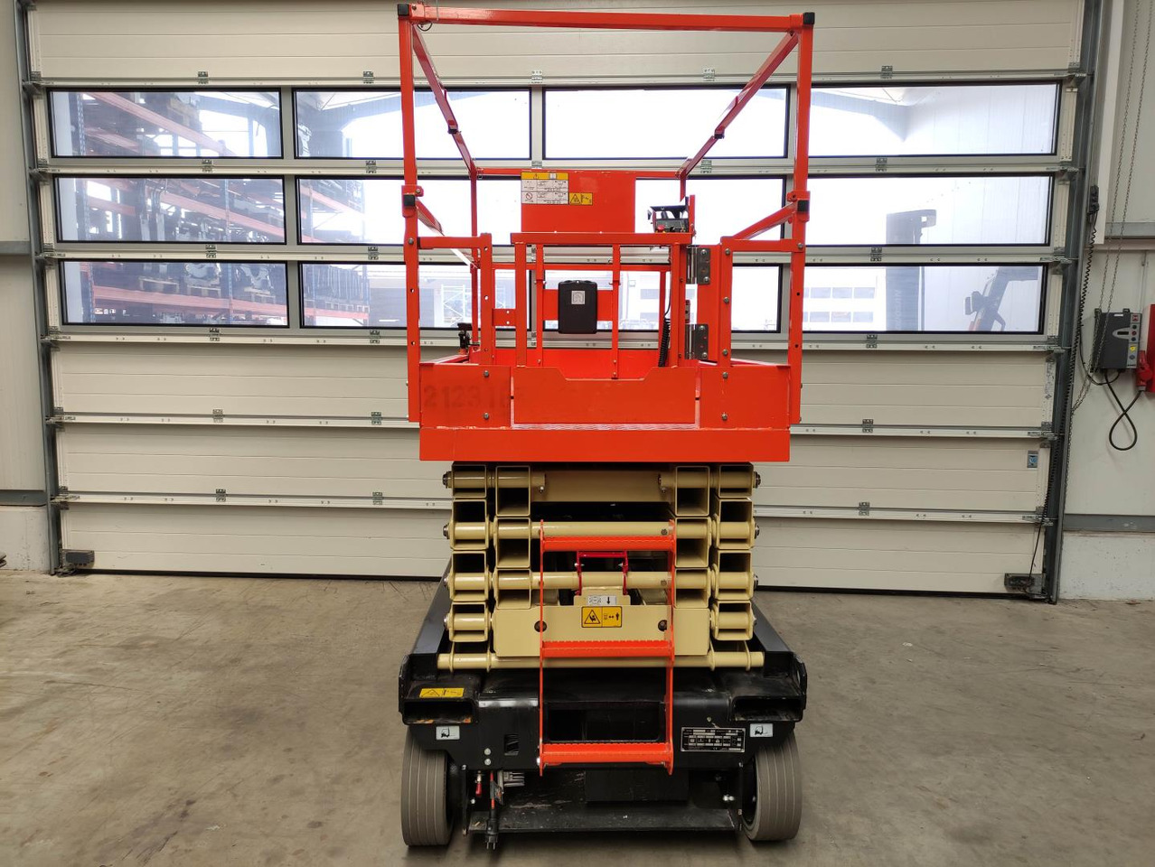 JLG R3246 - Šķērveida pacēlājs: foto 4 JLG R3246 - Šķērveida pacēlājs: foto 4