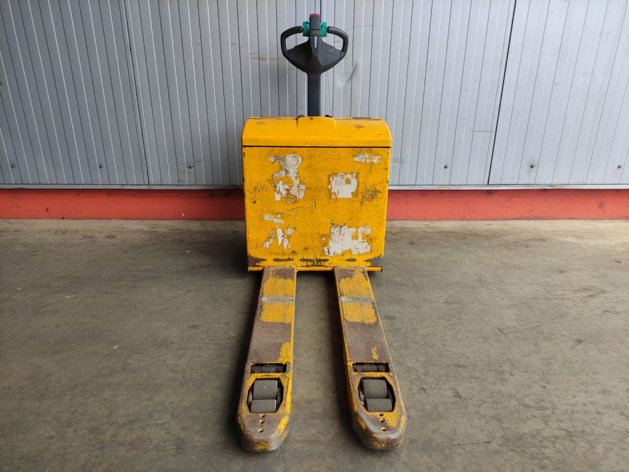 Jungheinrich EJE 116 - Rokas palešu ratiņi: foto 3 Jungheinrich EJE 116 - Rokas palešu ratiņi: foto 3