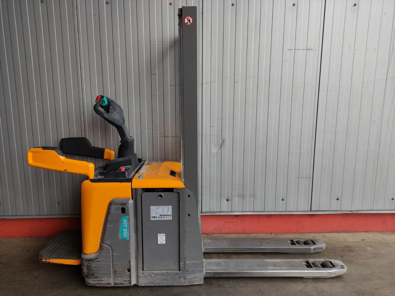 Jungheinrich ERD220 - Krautņotājs: foto 2 Jungheinrich ERD220 - Krautņotājs: foto 2