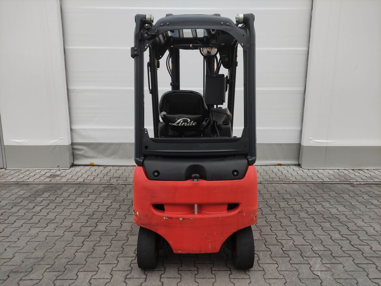 Linde E16PH-02-386 EVO - Elektroiekrāvējs: foto 4 Linde E16PH-02-386 EVO - Elektroiekrāvējs: foto 4