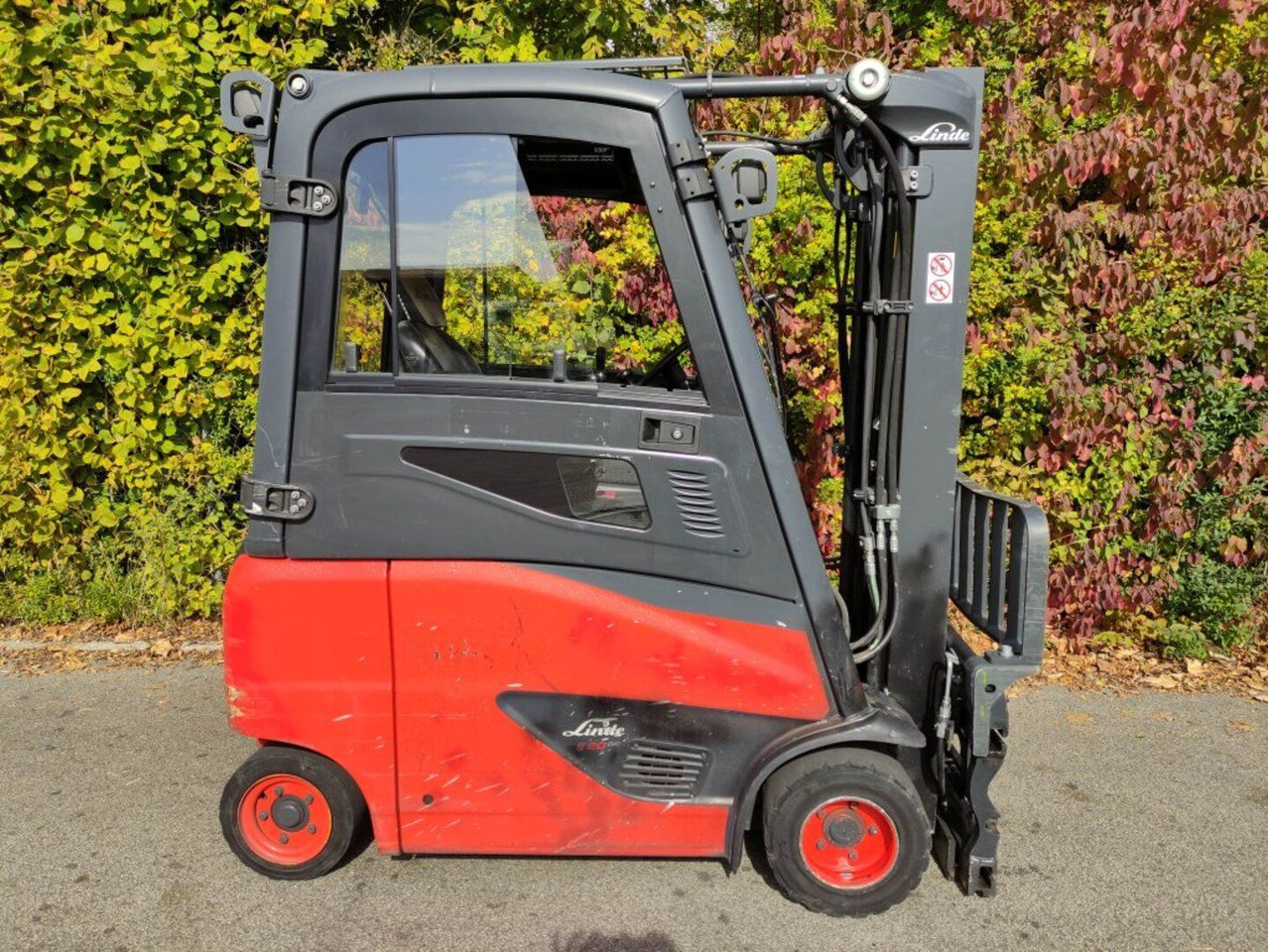 Linde E20PH-02-386 EVO - Elektroiekrāvējs: foto 2 Linde E20PH-02-386 EVO - Elektroiekrāvējs: foto 2