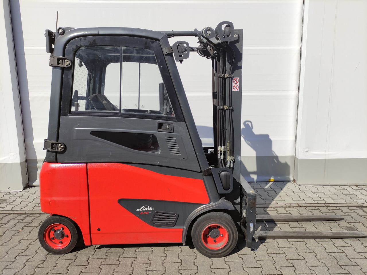 Linde E20PH-02-386 - Elektroiekrāvējs: foto 2 Linde E20PH-02-386 - Elektroiekrāvējs: foto 2