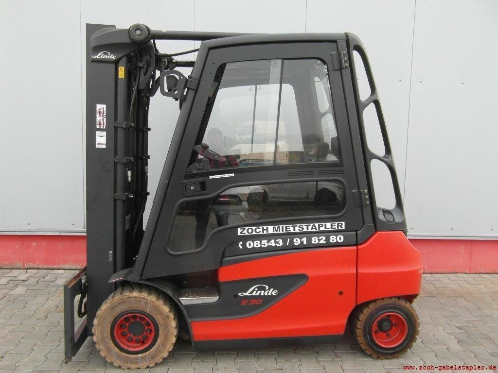 Linde E30-01-387 - Elektroiekrāvējs: foto 1 Linde E30-01-387 - Elektroiekrāvējs: foto 1