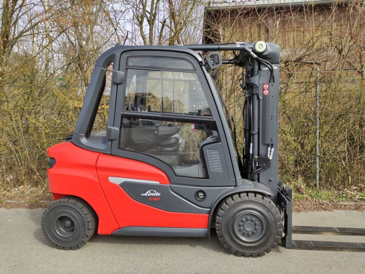 Linde H30D-01-1202 - Dīzeļiekrāvējs: foto 3 Linde H30D-01-1202 - Dīzeļiekrāvējs: foto 3
