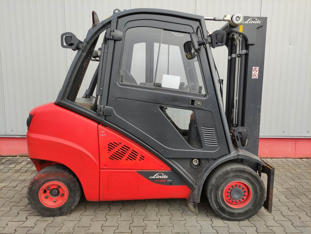 Linde H35D-02-393-EVO - Dīzeļiekrāvējs: foto 2 Linde H35D-02-393-EVO - Dīzeļiekrāvējs: foto 2